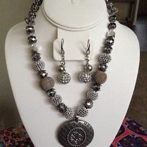 Silver tone Necklace Set